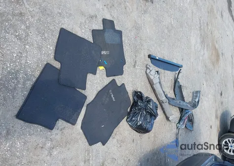 2022 Toyota Rav4 Xle z USA, uszkodzony, nr VIN 2T3W1RFV5NW202544